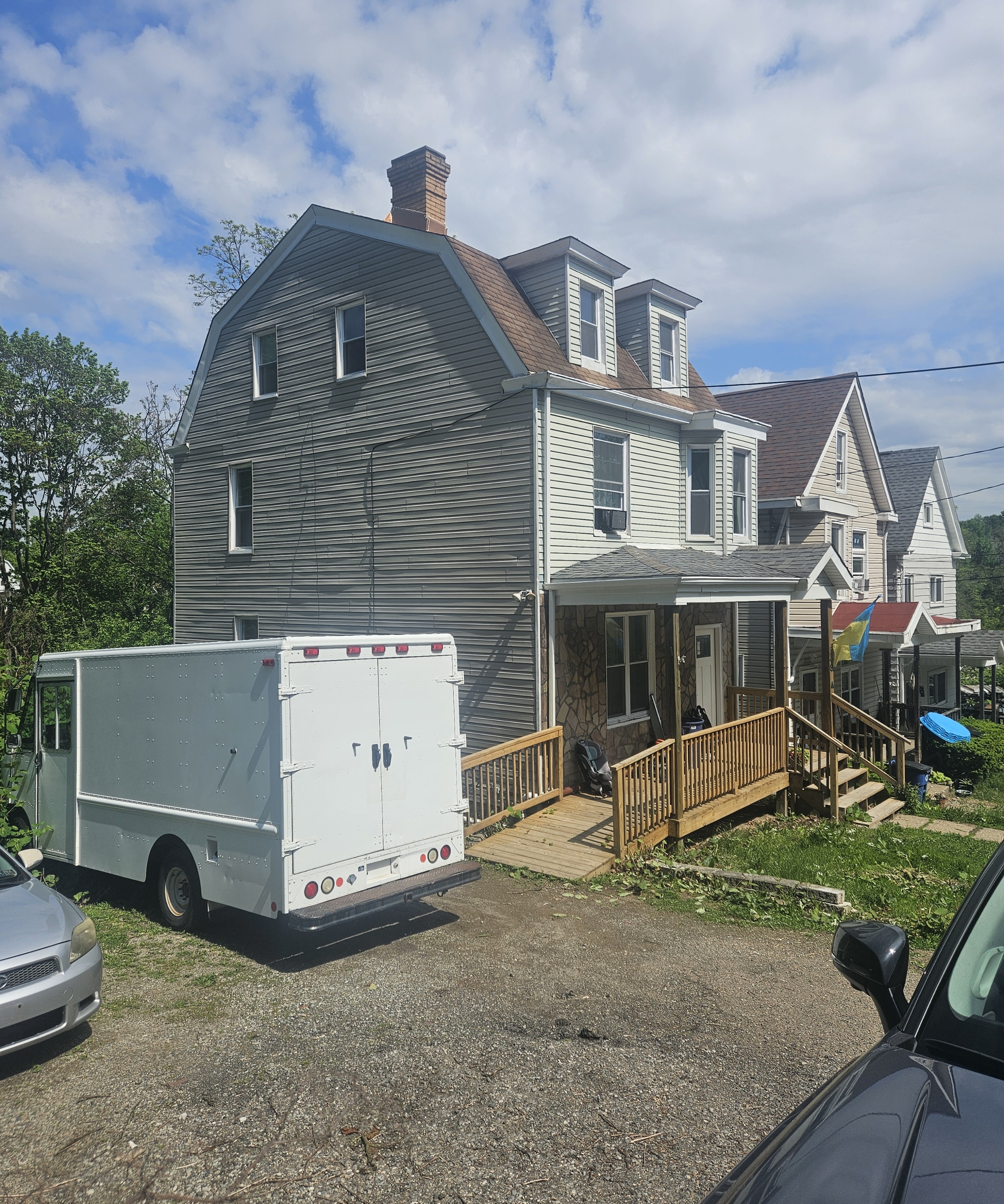 804 Dubois Street