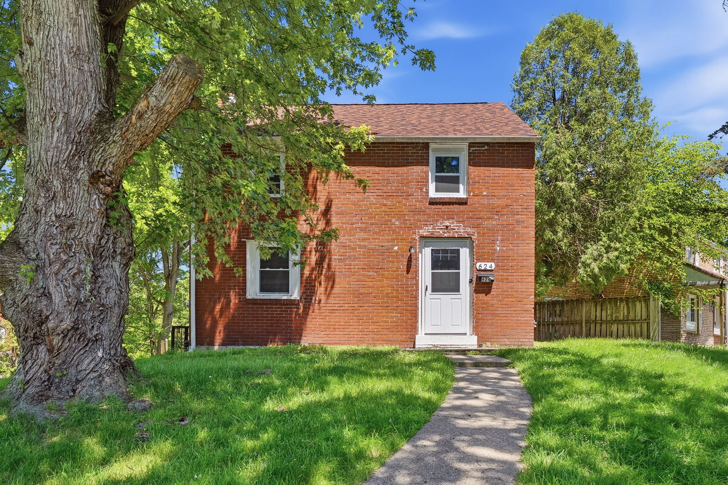 Property main image